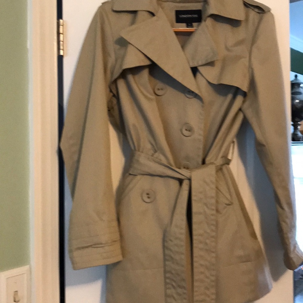 Coat - Picture 2 of 8